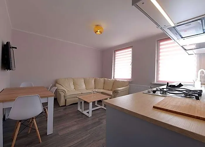 Sinus Apartments 200m od morza, 400m od Monte Cassino